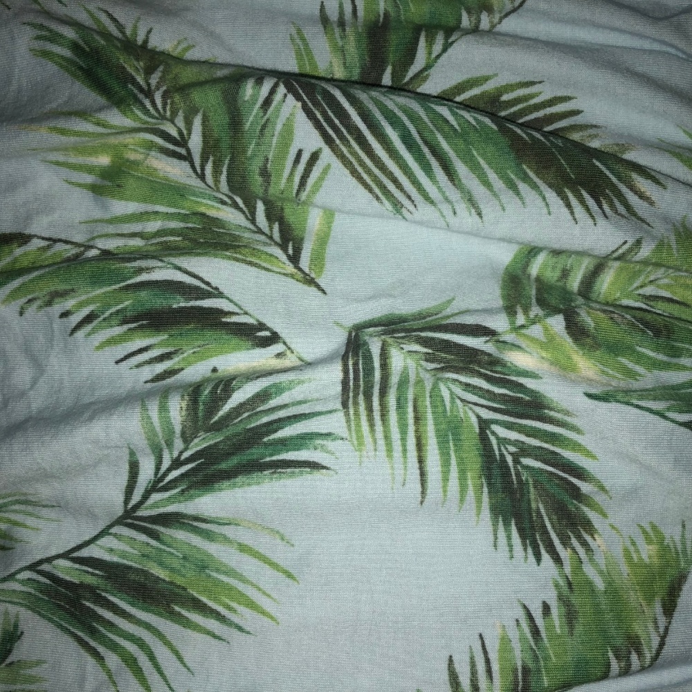 STRAPLESS PALM ROMPER - Picture 2 of 3
